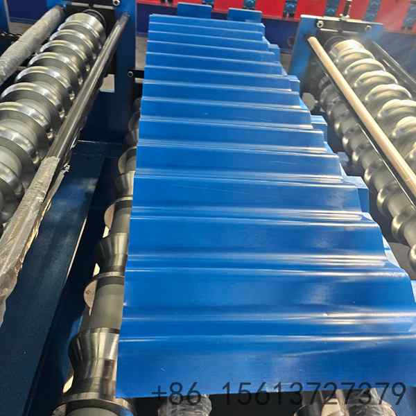 corrugated-panel-sample-from-double-layer-machine