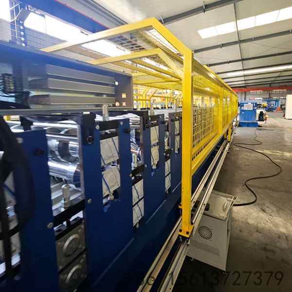 upper-layer-forming-stations-of-double-layer-machine