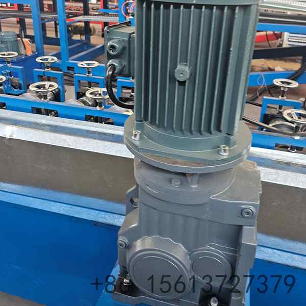 Forming stations of the clip in ceiling keel machine folding a 59mm wide ceiling carrier keel