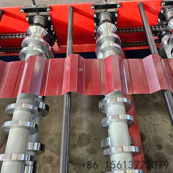 hydraulic cutting 6 rib trapezoidal roof panel machine with Cr12MoV blade and accurate length control