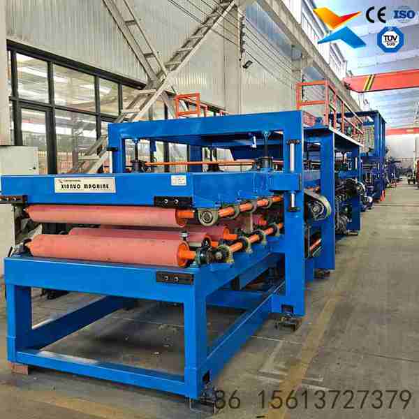 Machine Automatique pour Panneaux Sandwich Laine de Roche & EPS