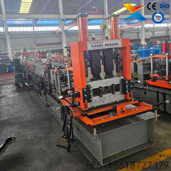 Máquina Formadora de Perfis C Pesada